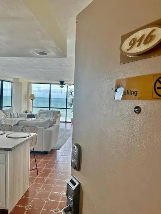 Apartment Beautiful Oceanfront Two Bedroom Condo Daytona Beach