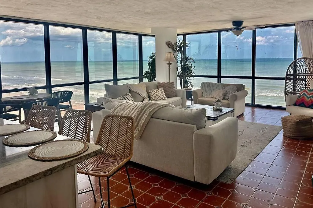 Beautiful Oceanfront Two Bedroom Condo Daytona Beach 0*,