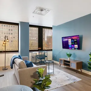 https://1b1b-vibrant-luxury-valet-gym-lounge-roku.hotels-in-pittsburgh.com
