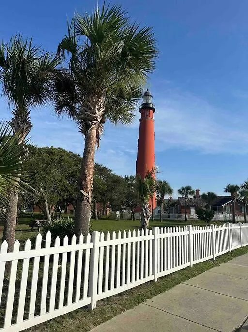 Beautiful Oceanfront Two Bedroom Condo Daytona Beach